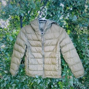 🌼 4 for $40 Flower Bundle Sale 🌼 Olive Green Puffer Jacket, Girls Size 9/10